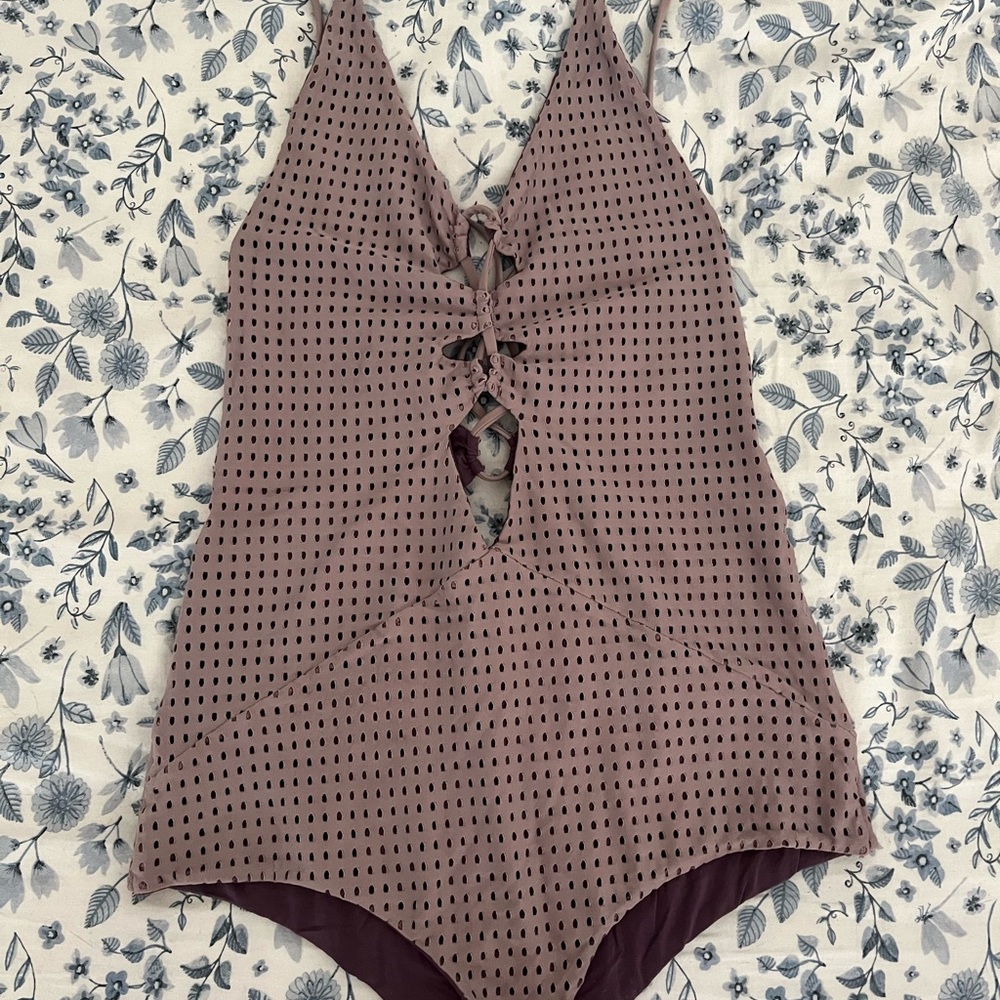 Acacia Mesh Kokomo One Piece Size Small Lilac Color